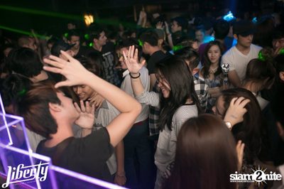 Saturday Night at Liberty Club, Liberty Plaza Thonglor — photo 100