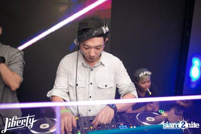 Saturday Night at Liberty Club, Liberty Plaza Thonglor — photo 133