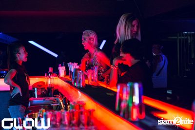 INTO THE GROOVE at Bangkok’s #1 underground club GLOW — photo 14