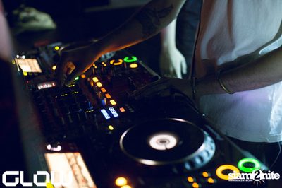 INTO THE GROOVE at Bangkok’s #1 underground club GLOW — photo 17