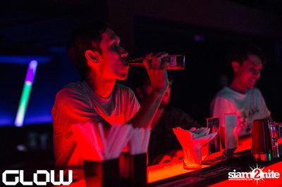 INTO THE GROOVE at Bangkok’s #1 underground club GLOW — photo 23