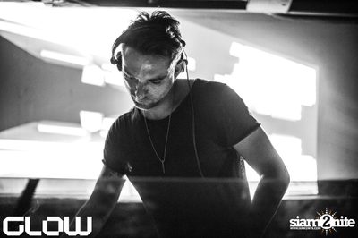 INTO THE GROOVE at Bangkok’s #1 underground club GLOW — photo 104