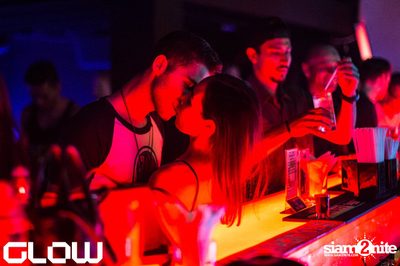 INTO THE GROOVE at Bangkok’s #1 underground club GLOW — photo 108