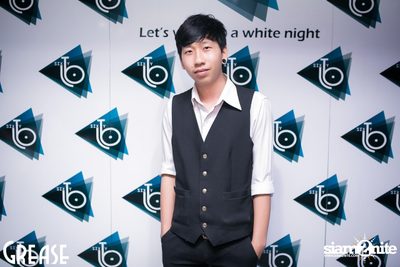 Saturday Night at GREASE (Case 49 & Eywa rooftop) — photo 95
