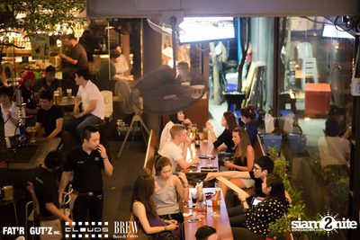 Seenspace Invasion at Clouds, Fat'R Gut'z and BREW Beers & Ciders — photo 7