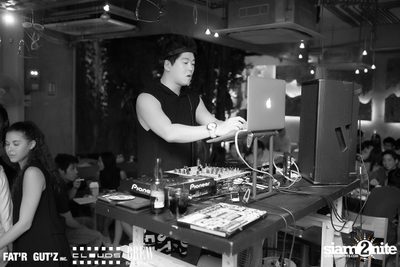 Seenspace Invasion at Clouds, Fat'R Gut'z and BREW Beers & Ciders — photo 88