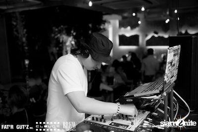 Seenspace Invasion at Clouds, Fat'R Gut'z and BREW Beers & Ciders — photo 93
