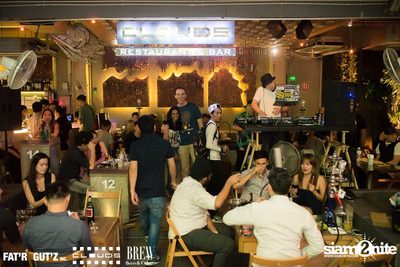 Seenspace Invasion at Clouds, Fat'R Gut'z and BREW Beers & Ciders — photo 109