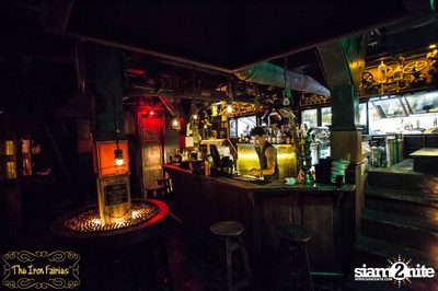 ปาร์ตี้คืนวันพุธ กับ Ms. Signe & Hvetter Band ที่ The Iron Fairies — photo 4