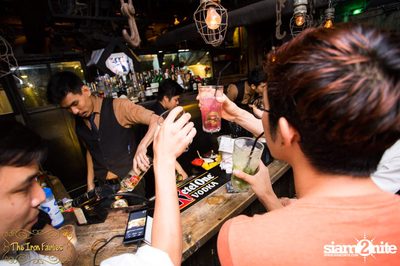 ปาร์ตี้คืนวันพุธ กับ Ms. Signe & Hvetter Band ที่ The Iron Fairies — photo 102