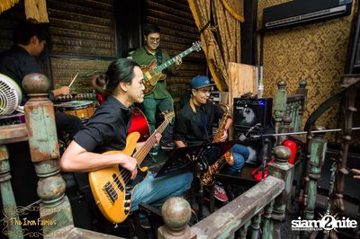 ปาร์ตี้คืนวันพุธ กับ Ms. Signe & Hvetter Band ที่ The Iron Fairies — photo 118