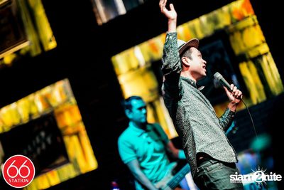 คอนเสิร์ต ป๊อด โมเดิร์นด็อก ที่ ซิกซ์ตี้ซิกซ์ สเตชั่น ลาดพร้าว — photo 36