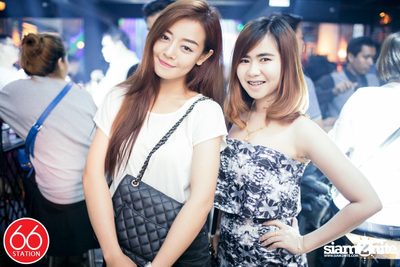 คอนเสิร์ต ป๊อด โมเดิร์นด็อก ที่ ซิกซ์ตี้ซิกซ์ สเตชั่น ลาดพร้าว — photo 103