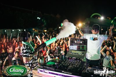 Chang Carnival with 25Hours and Niew&Jiew at Asiatique — photo 156