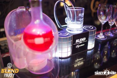 Blend Party Area 285 กับ Sqweez Animal ที่ สน็อป — photo 6