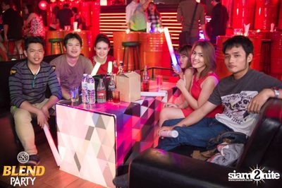 Blend Party Area 285 กับ Sqweez Animal ที่ สน็อป — photo 60