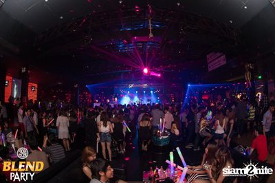 Blend Party Area 285 กับ Sqweez Animal ที่ สน็อป — photo 86