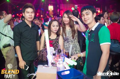 Blend Party Area 285 กับ Sqweez Animal ที่ สน็อป — photo 97