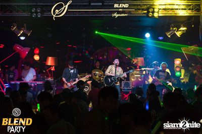 Blend Party Area 285 กับ Sqweez Animal ที่ สน็อป — photo 154