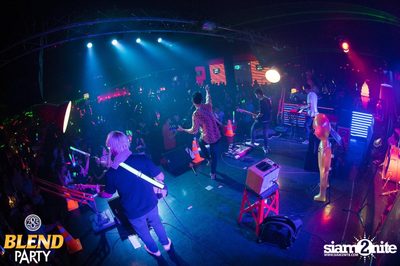 Blend Party Area 285 กับ Sqweez Animal ที่ สน็อป — photo 171