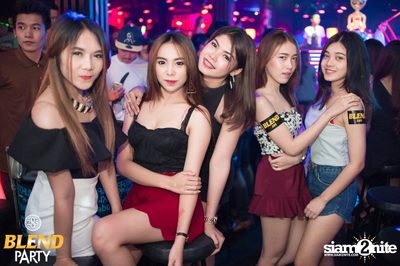 Blend Party Area 285 กับ Sqweez Animal ที่ สน็อป — photo 174