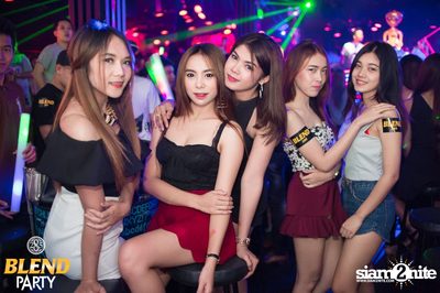 Blend Party Area 285 กับ Sqweez Animal ที่ สน็อป — photo 175