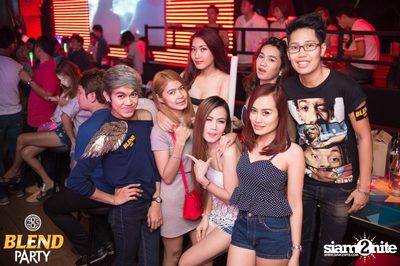 Blend Party Area 285 กับ Sqweez Animal ที่ สน็อป — photo 180