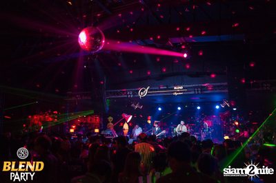 Blend Party Area 285 กับ Sqweez Animal ที่ สน็อป — photo 188