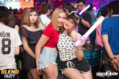 Blend Party Area 285 กับ Sqweez Animal ที่ สน็อป — photo 199