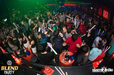 Blend Party Area 285 กับ Sqweez Animal ที่ สน็อป — photo 216