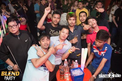 Blend Party Area 285 กับ Sqweez Animal ที่ สน็อป — photo 234