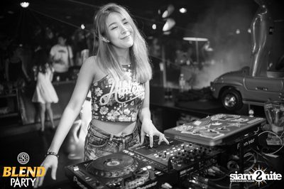 Blend Party Area 285 กับ Sqweez Animal ที่ สน็อป — photo 252