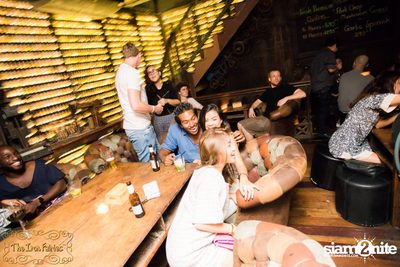 โอเพ่นไมค์ ปาร์ตี้ซีรี่ย์วันจันทร์ ที่ ดิไอร่อนแฟรี่ ทองหล่อ — photo 72