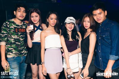 ปาร์ตี้ Selfie Night ที่ เซฟเฮ้าส์, เอกมัย ซอย 5 — photo 5