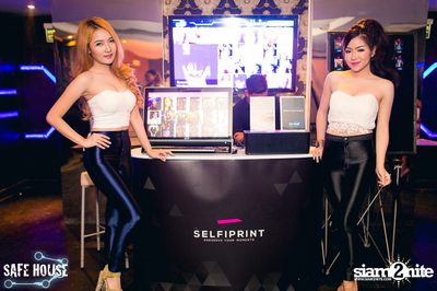 ปาร์ตี้ Selfie Night ที่ เซฟเฮ้าส์, เอกมัย ซอย 5 — photo 9