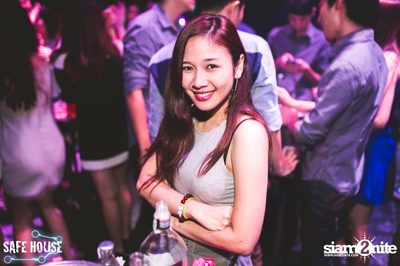 ปาร์ตี้ Selfie Night ที่ เซฟเฮ้าส์, เอกมัย ซอย 5 — photo 59