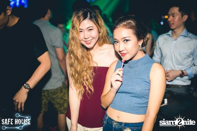 ปาร์ตี้ Selfie Night ที่ เซฟเฮ้าส์, เอกมัย ซอย 5 — photo 81