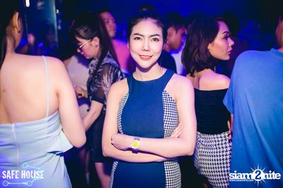 ปาร์ตี้ Selfie Night ที่ เซฟเฮ้าส์, เอกมัย ซอย 5 — photo 97