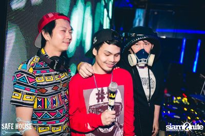 ปาร์ตี้ Selfie Night ที่ เซฟเฮ้าส์, เอกมัย ซอย 5 — photo 115
