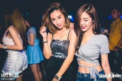 ปาร์ตี้ Selfie Night ที่ เซฟเฮ้าส์, เอกมัย ซอย 5 — photo 117