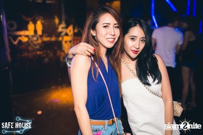 ปาร์ตี้ Selfie Night ที่ เซฟเฮ้าส์, เอกมัย ซอย 5 — photo 121