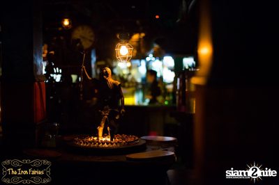 ปาร์ตี้คืนวันอังคาร ที่ ดิ ไอ่ร่อน แฟรี่, ซอยทองหล่อ — photo 7
