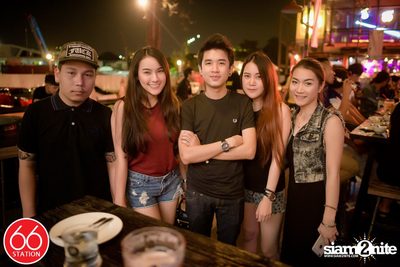 คอนเสิร์ตบุรินทร์ บุญวิสุทธิ์ ที่ ซิกตี้ซิก สเตชั่น ลาดพร้าว — photo 14