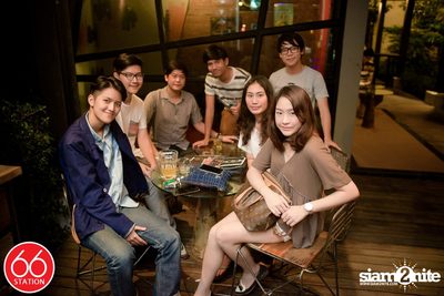 คอนเสิร์ตบุรินทร์ บุญวิสุทธิ์ ที่ ซิกตี้ซิก สเตชั่น ลาดพร้าว — photo 17