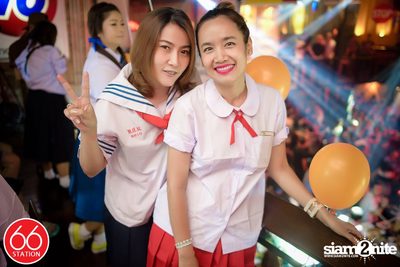 คอนเสิร์ตบุรินทร์ บุญวิสุทธิ์ ที่ ซิกตี้ซิก สเตชั่น ลาดพร้าว — photo 68