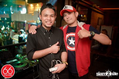คอนเสิร์ตบุรินทร์ บุญวิสุทธิ์ ที่ ซิกตี้ซิก สเตชั่น ลาดพร้าว — photo 71