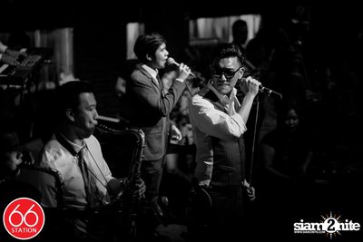 คอนเสิร์ตบุรินทร์ บุญวิสุทธิ์ ที่ ซิกตี้ซิก สเตชั่น ลาดพร้าว — photo 92
