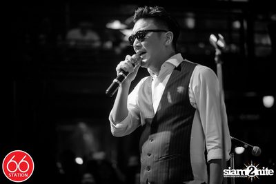 คอนเสิร์ตบุรินทร์ บุญวิสุทธิ์ ที่ ซิกตี้ซิก สเตชั่น ลาดพร้าว — photo 123