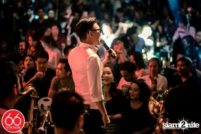 คอนเสิร์ตบุรินทร์ บุญวิสุทธิ์ ที่ ซิกตี้ซิก สเตชั่น ลาดพร้าว — photo 169