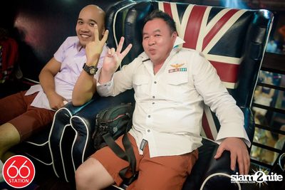 คอนเสิร์ตบุรินทร์ บุญวิสุทธิ์ ที่ ซิกตี้ซิก สเตชั่น ลาดพร้าว — photo 183